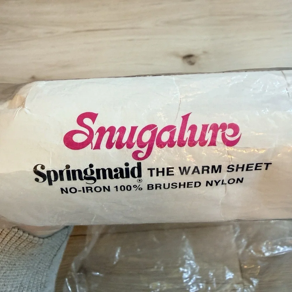 Snugnalure Vintage SpringMaid Flat‎ Sheet Queen Size Cream